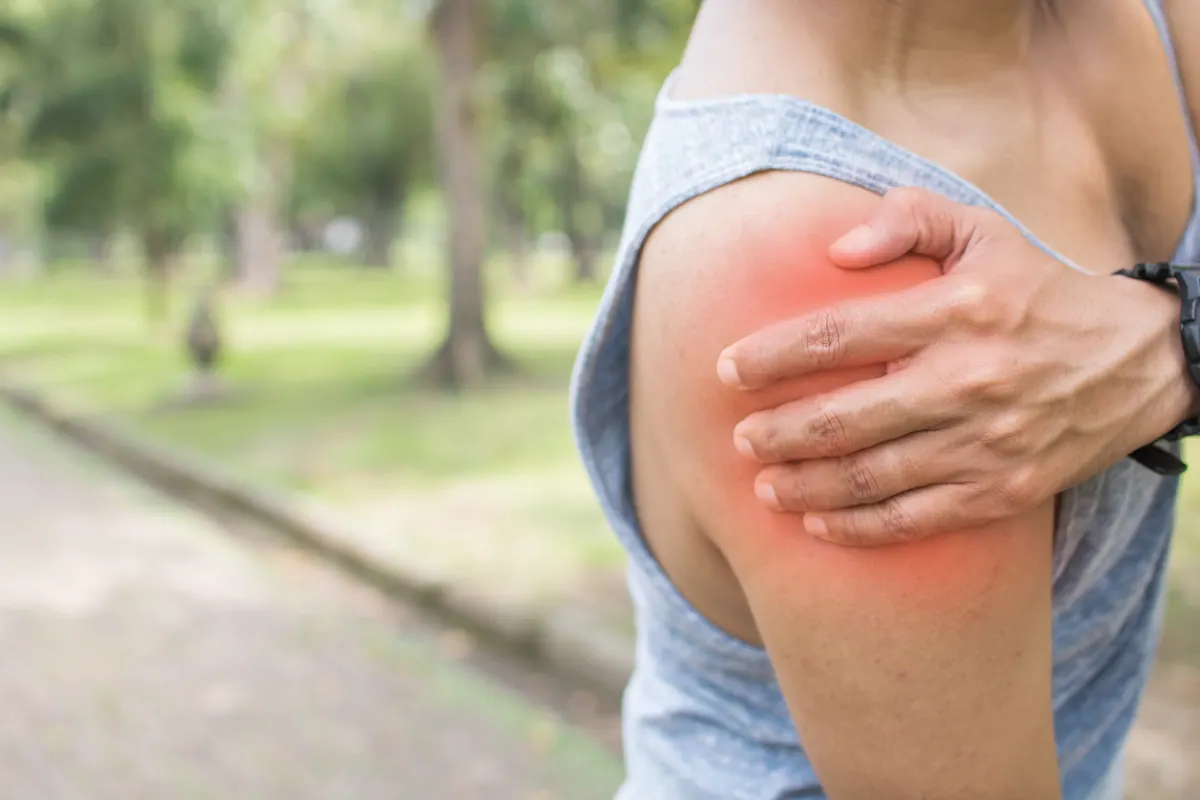 Breaking the Ice: Chiropractic Care and Frozen Shoulder Relief