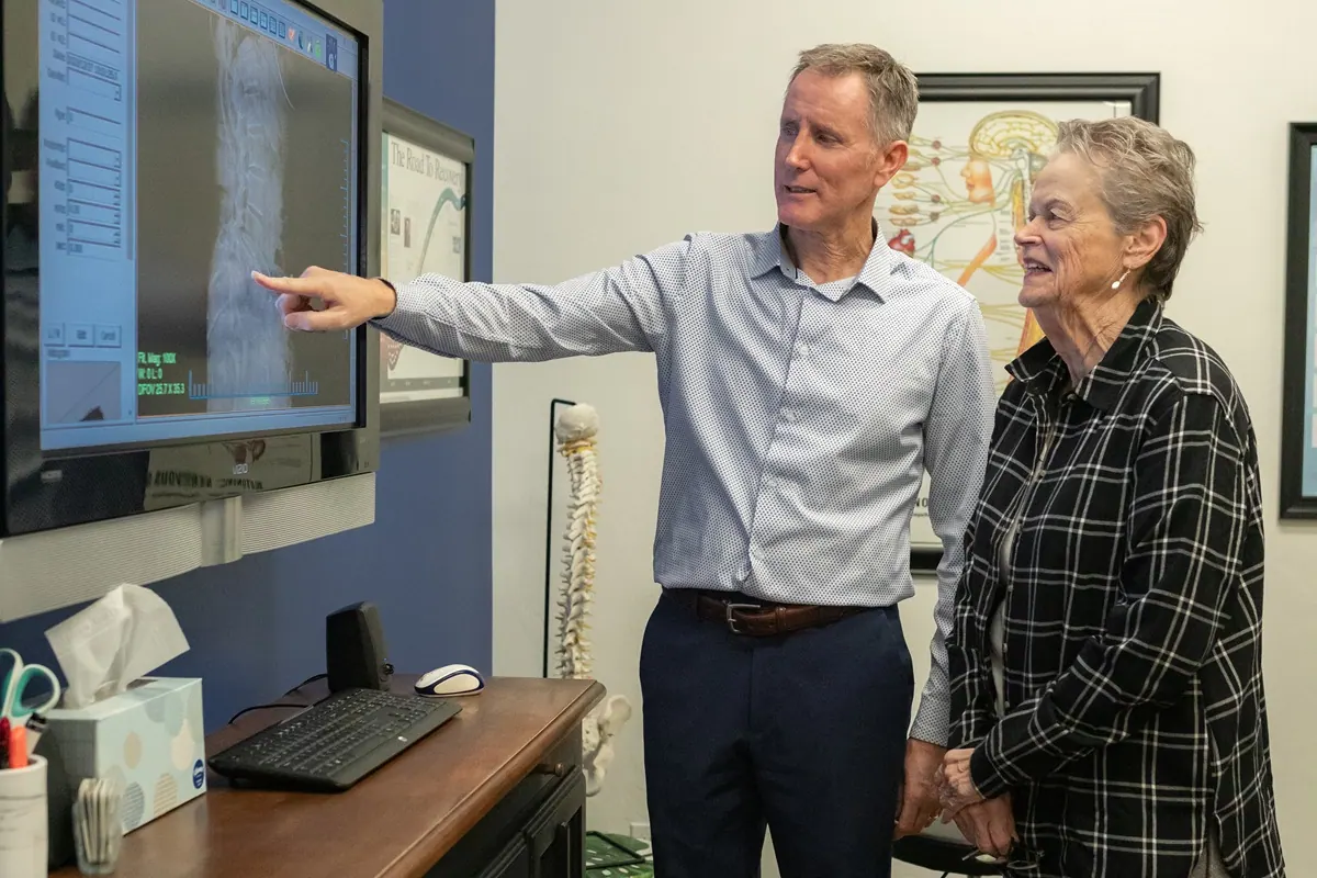 Why You Should See A Chiropractor for Scoliosis