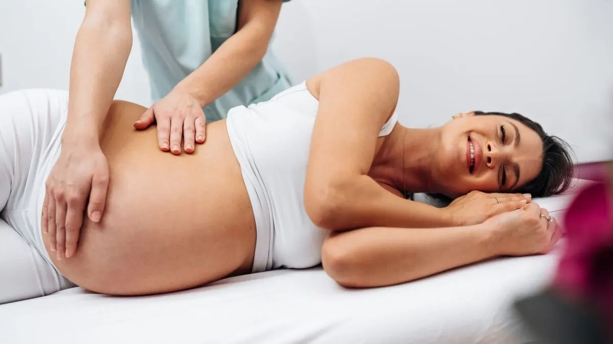 Hip Pain in Pregnancy: Chiropractic Care for Moms-to-Be